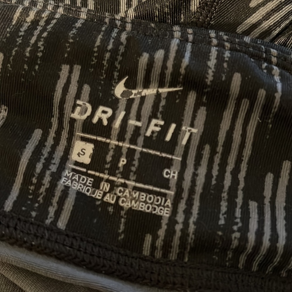 Black and Gray Nike Running Leggings Size Small - Picture 4 of 4